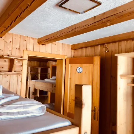 克里蓬斯坦山林小屋 * 上特劳恩